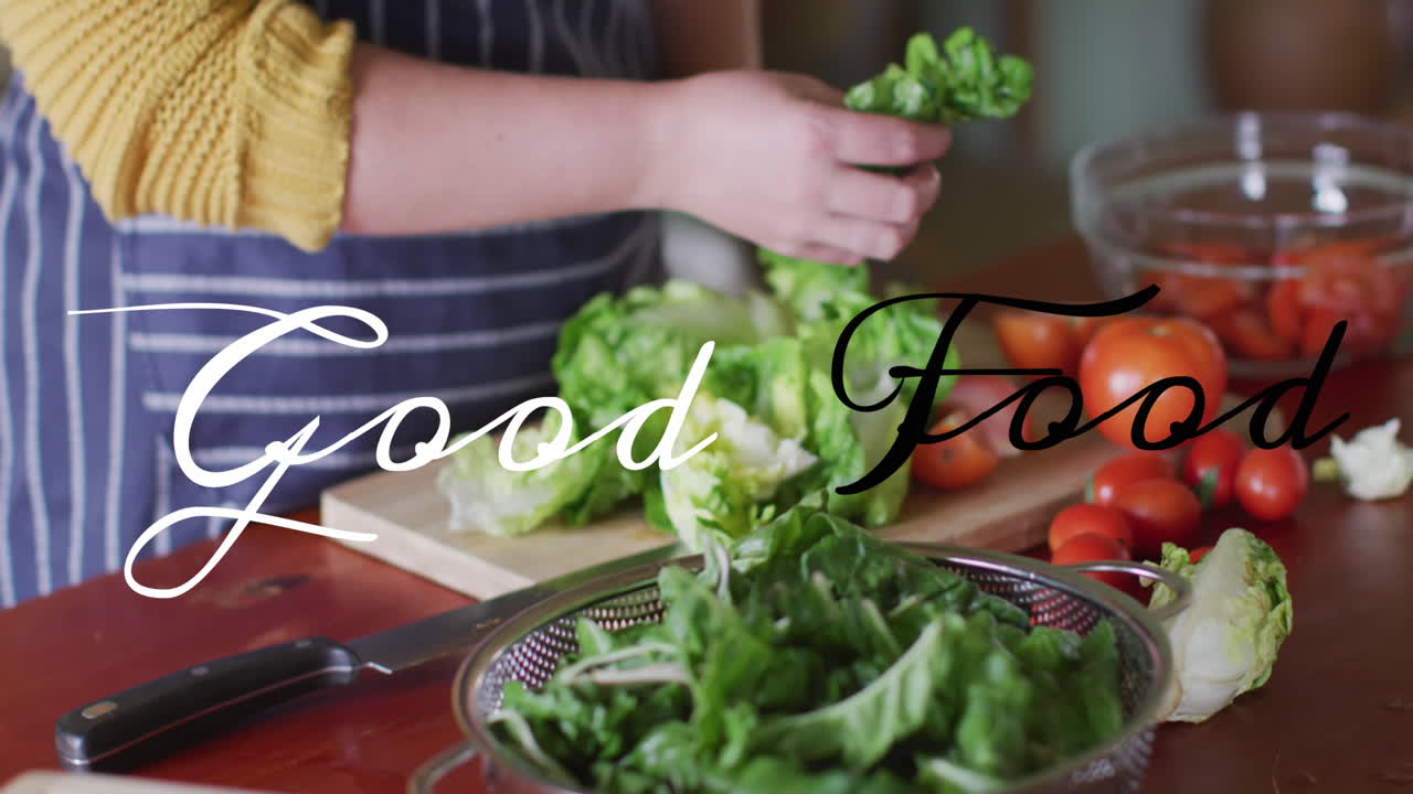 백인 여성 요리 위에 좋은 음식 텍스트의 애니메이션