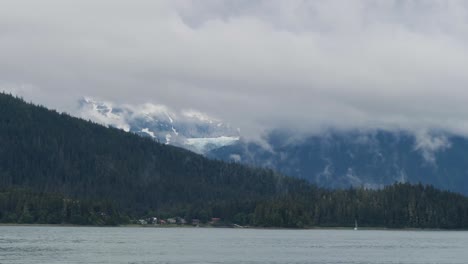 le beau paysage autour de juneau, en alaska