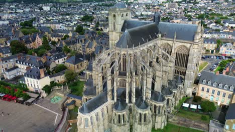 saint julian romanesque gothic cathedral of le mans in france