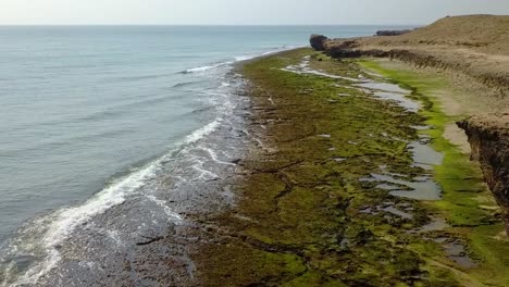 isla hengam, es una isla iraní ubicada al sur de la isla qeshm, irán, en el golfo pérsico