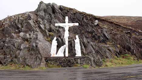 dingle peninsula in 4k video with cross