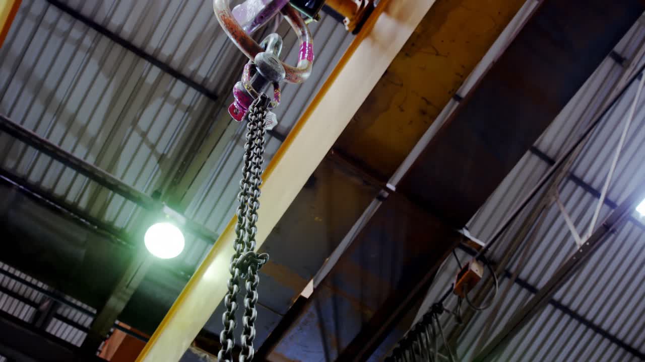 Hoist machine hanging in workshop 4k