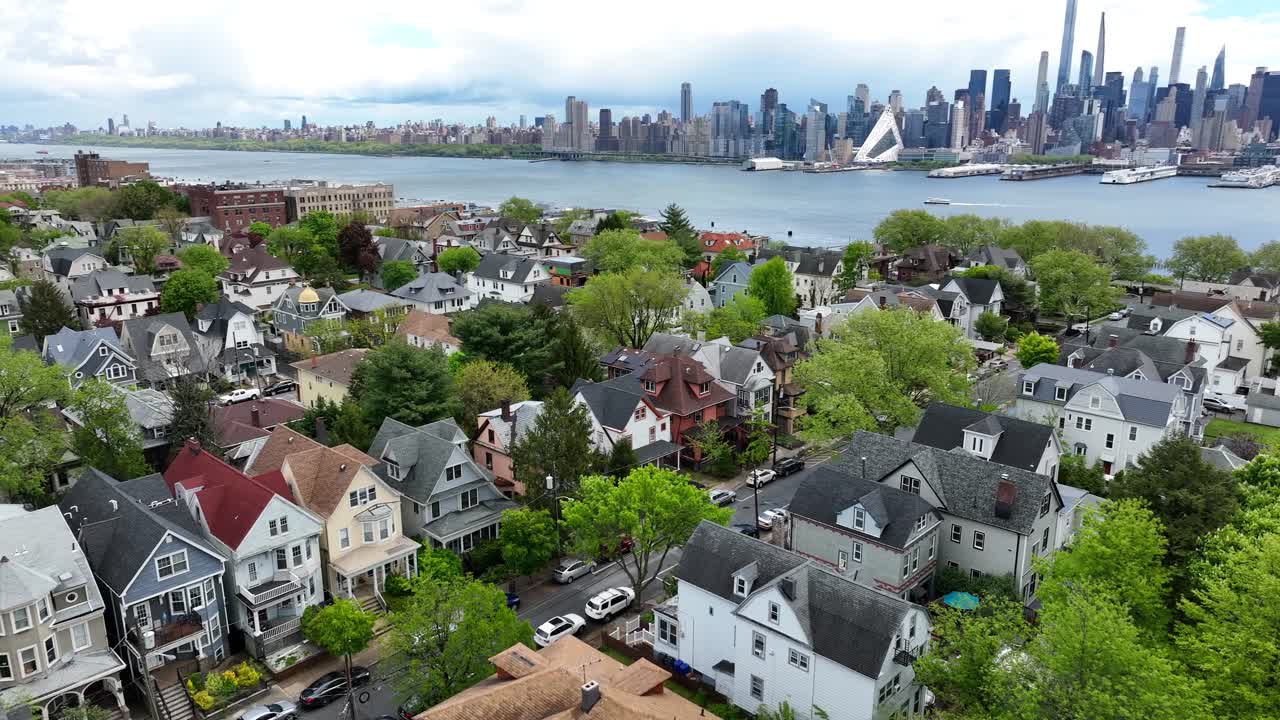 여름날의 뉴욕 스카이라인