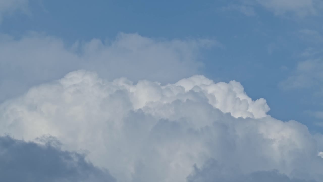Blue Sky Big Clouds Slowly Moving Time Lapse 4K