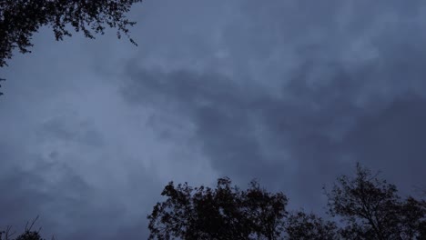 dark cloud time lapse night time_iphonepro12max_4k30fps