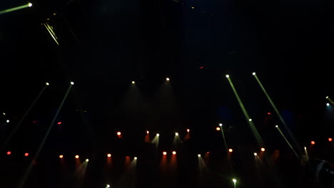 Blinkende-Lichter-Und-Spezielle-Bühnenbeleuchtungseffekte