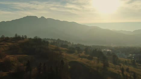 Scenic-panorama-of-Zakopane-city-with-view-on-Giewont-mountain,-Western-Tatra,-Poland