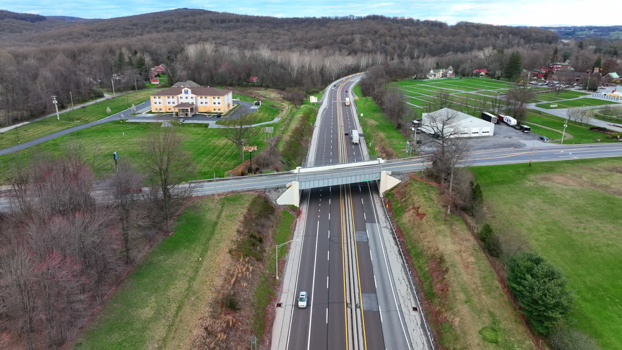 시골 미국의 주간 고속도로 공중