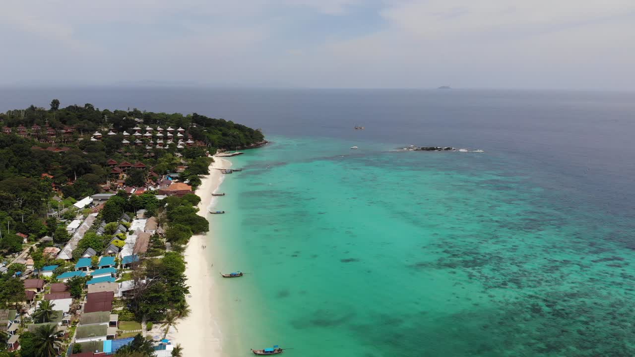panorama de drones de la isla phi phi