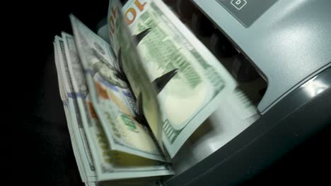 counting money with a bill counter machine