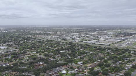 CLOUDY-DAY-DRONE-FOOTAGE-AT-NOLANA-AND-10TH-STREET-NORTH-MCALLEN,-TEXAS