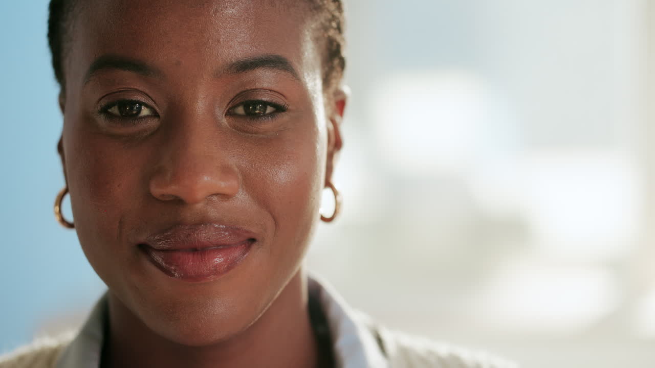 Close-up portrait of a smiling African American woman