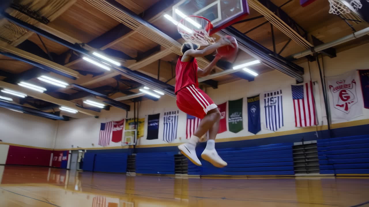 jugador de baloncesto en acción