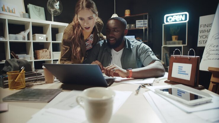 Business colleagues in a meeting