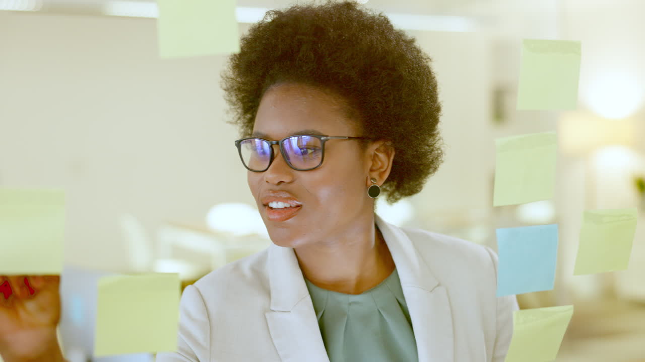 Young business woman walking to