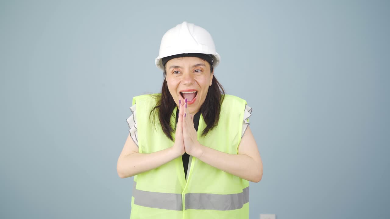 흥분된 엔지니어, 참을성없는.