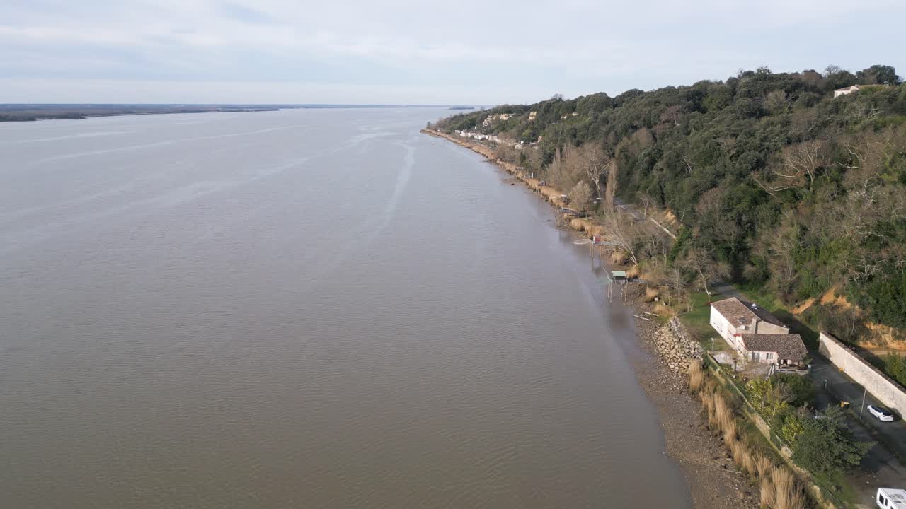el marmismo gauriano en el estuario de la gironda, francia - vista desde el aire