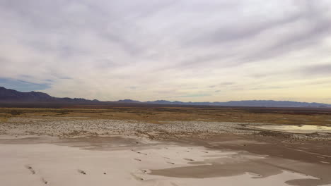 Willcox-Playa-Superficie-Sin-Agua-Tierra-Reseca-Cambio-Climático,-Aéreo