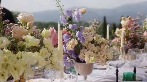 outdoor floral table setting