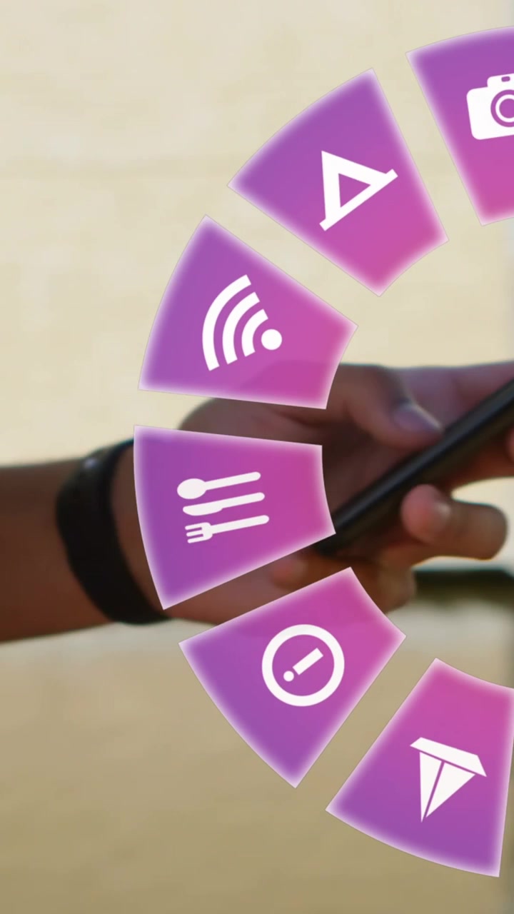 Animation af rejseikoner og mand, der bruger smartphone i baggrunden