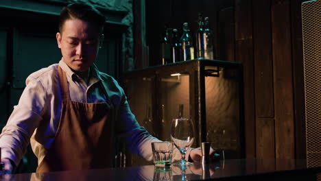 bartender preparing cocktail