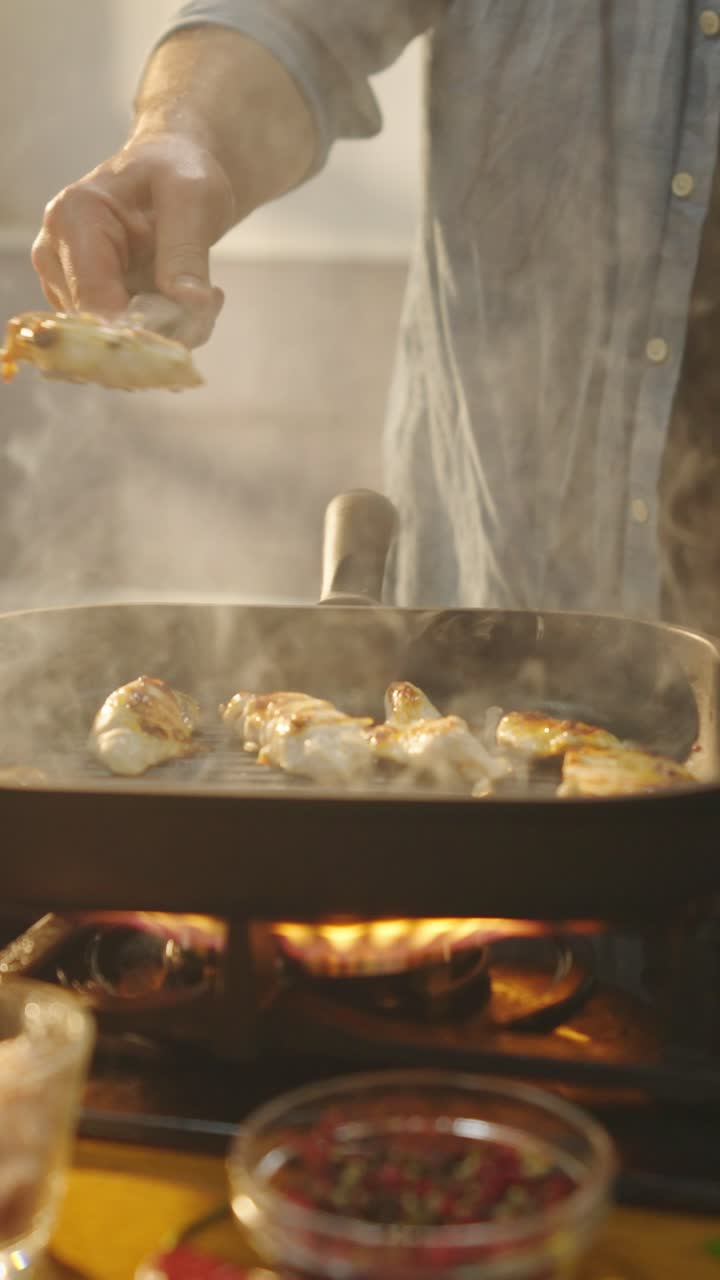 Cooking Chicken on a Grill Pan