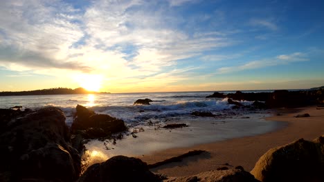 carmel junto al mar al atardecer. paisaje marino del océano