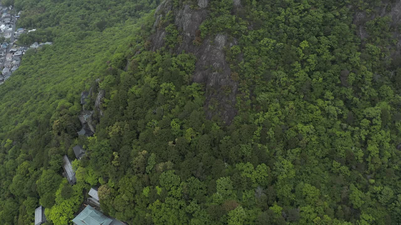 santuario tarobogu aga y mt akagami, vista aérea en shiga japón