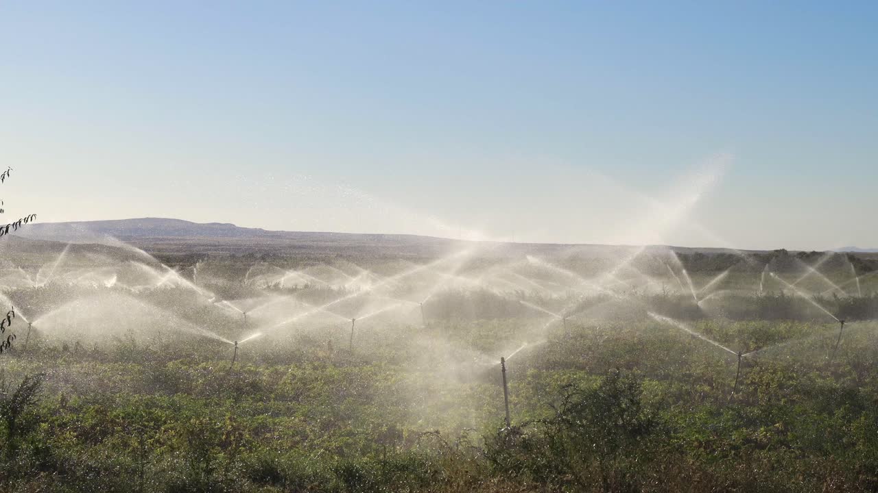 sistemas de riego de campo.