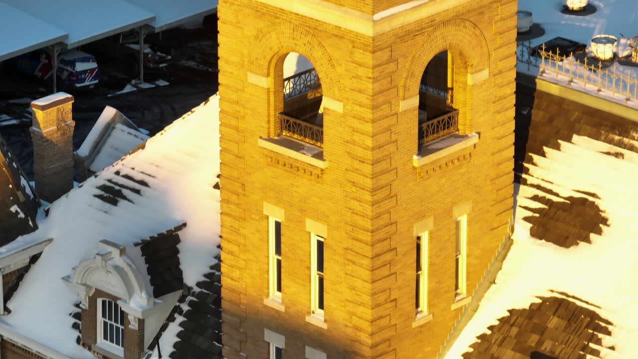 아칸소 주 워싱턴 카운티의 역사적인 법원 시계탑