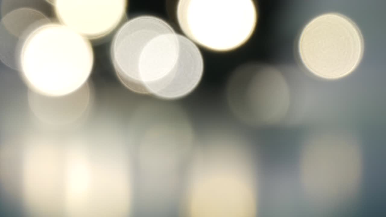 보케 (bokeh) 는 빛나는 빛입니다.