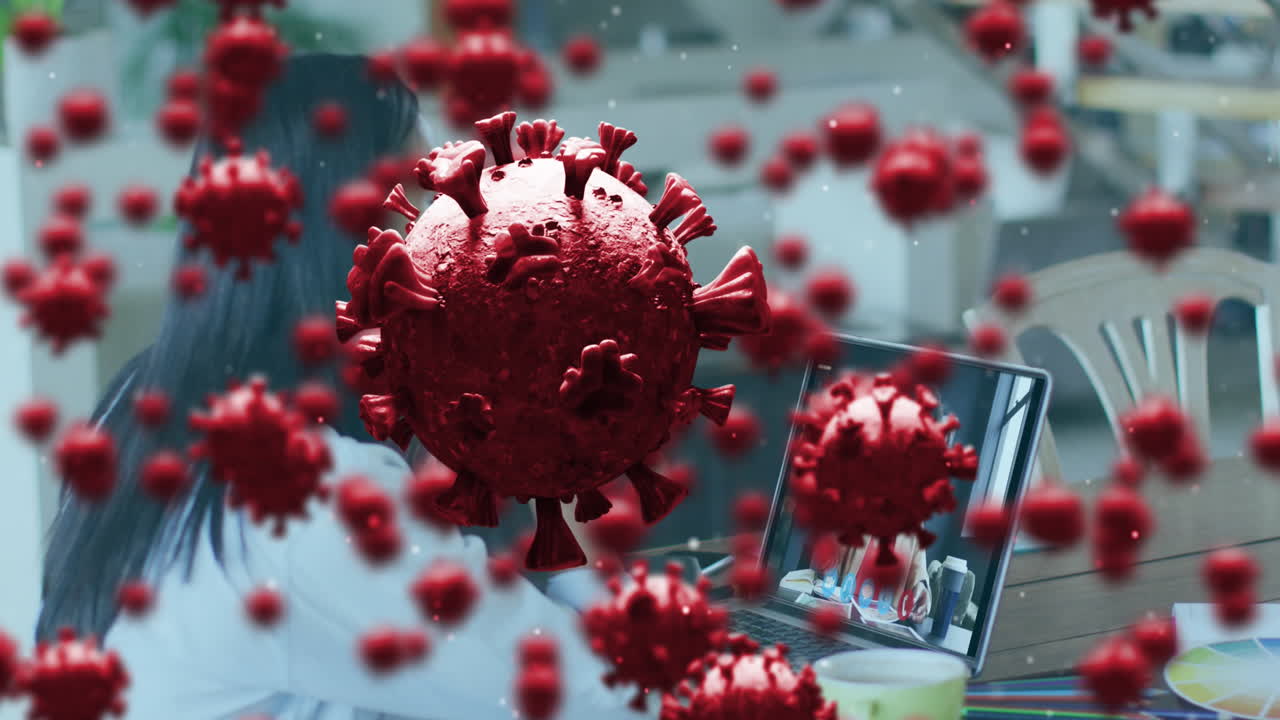 animación de las células de covid 19 sobre una mujer de negocios en una videollamada portátil