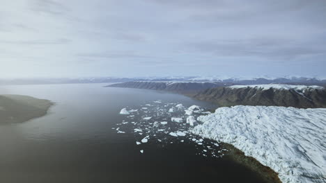 el derretimiento del glaciar antártico en un entorno de calentamiento global