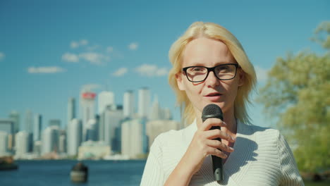 Journalist-Talking-With-Microphone-Toronto