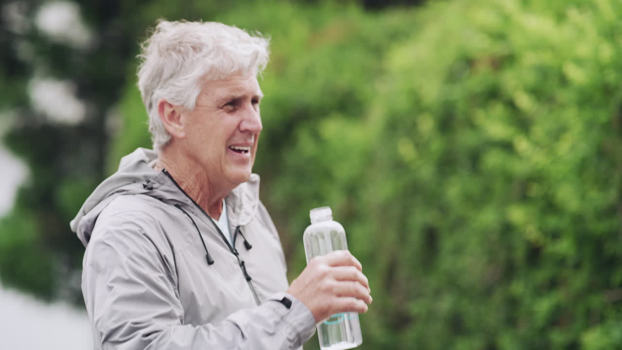 항상 수분을 섭취하십시오.