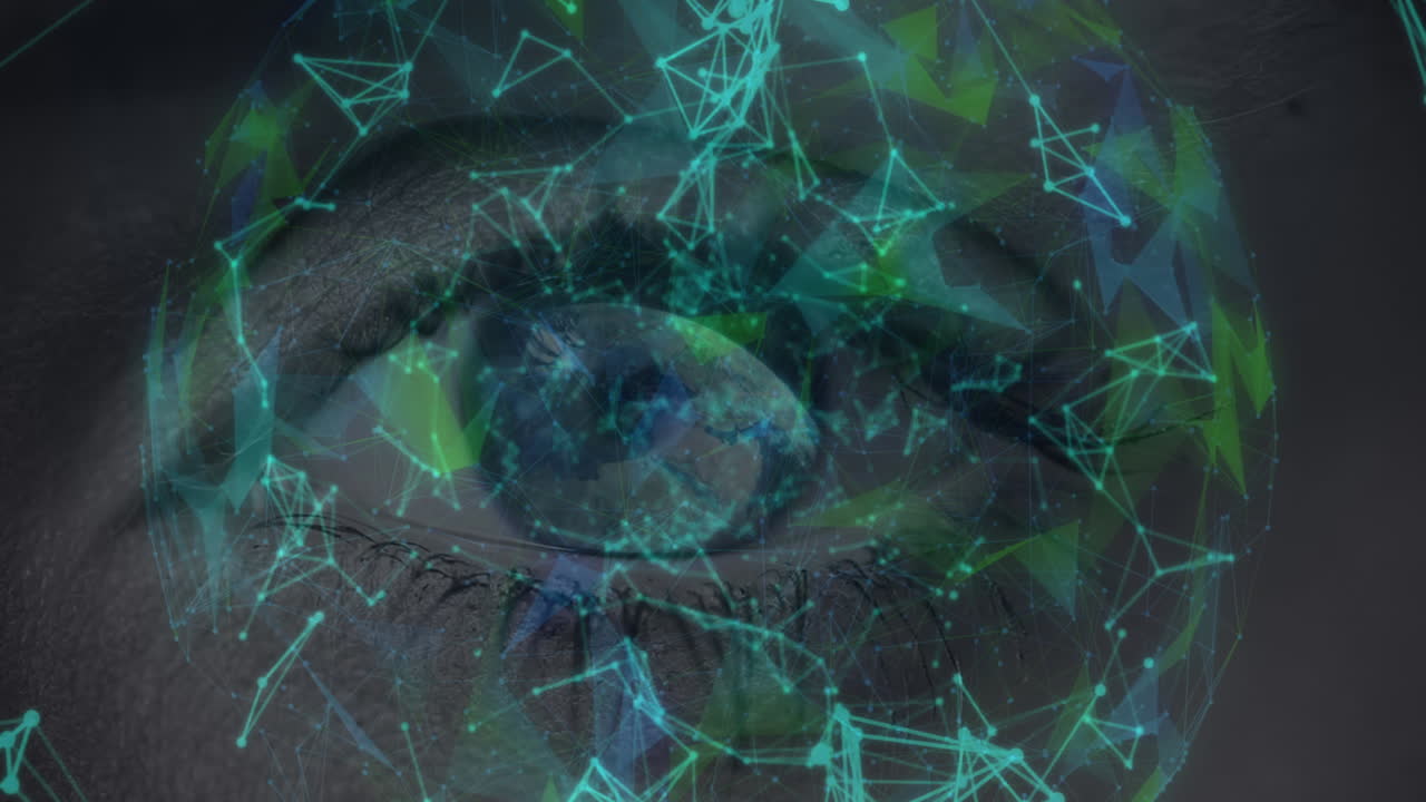 animación de la red de conexiones sobre el ojo de la mujer