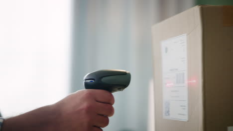 scanning packages for delivery