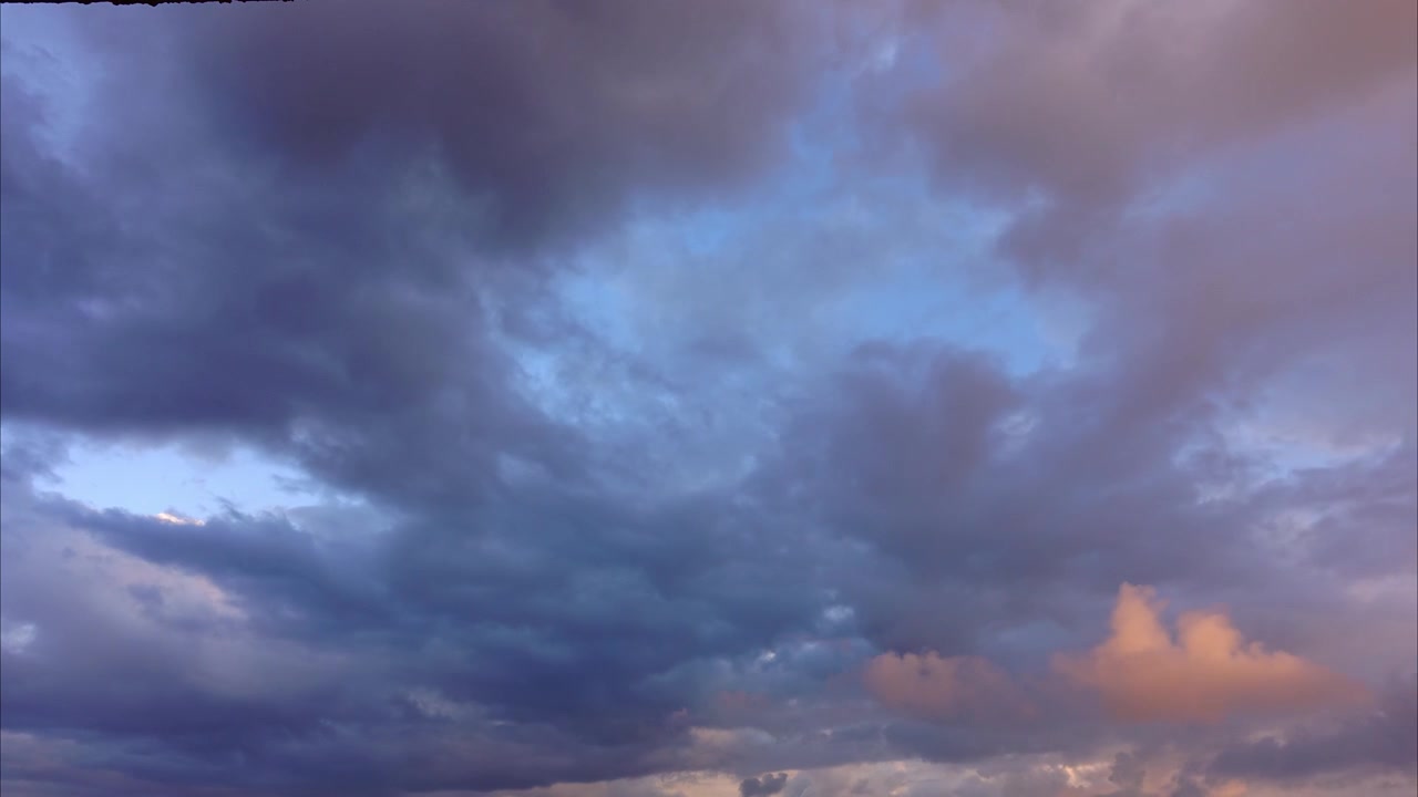 Nubes en el cielo. Grabación de time-lapse
