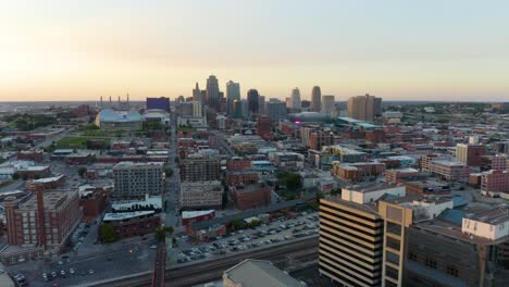 establishing shot of kansas city missouri on picturesque summer day