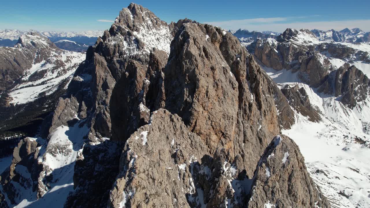 Cime e cresta del Monte Seceda, Dolomiti, Italia