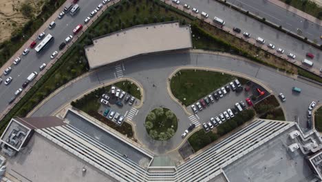 Vehicles-Parked-Hospital