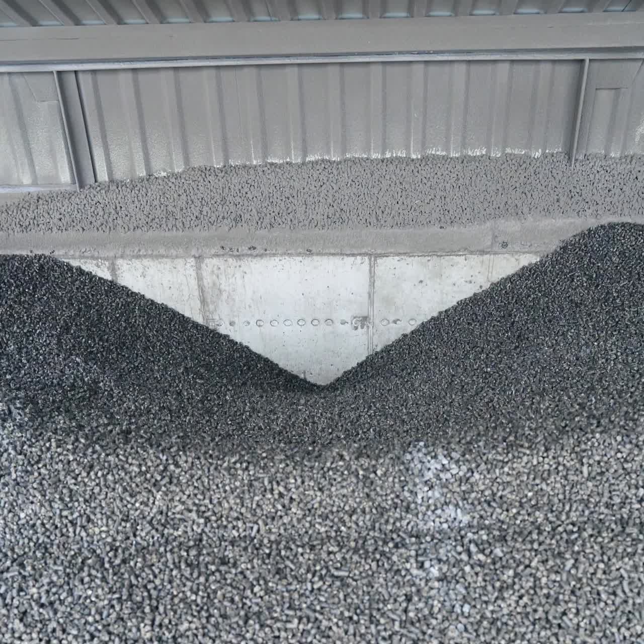 Automatic pellet burner system. Automatic pellet burner system, loading pilots into the oven