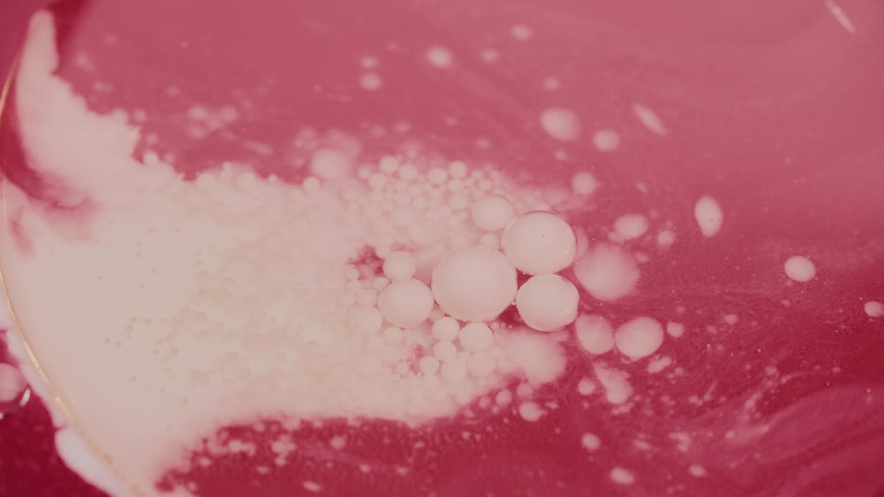 빨간색과 색 물질 혼합물