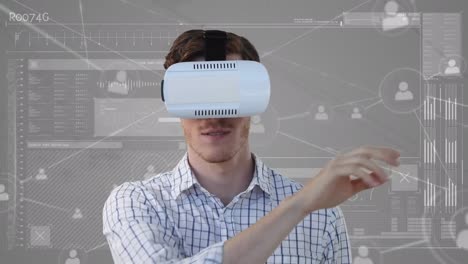 animación de un hombre de negocios con auriculares vr y una red de conexiones a través del procesamiento de datos