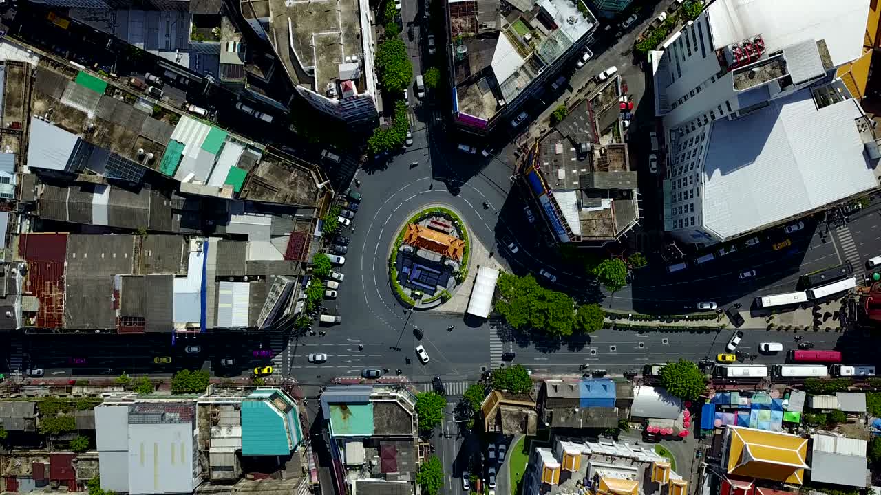 방의 차이나타운 (chinatown) 의 회전로의 4k 항공영상