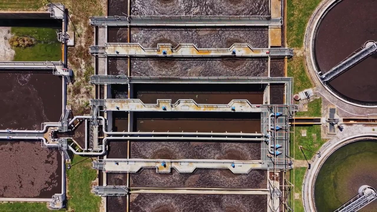 Water treatment facility works to process wastewater in a large tank