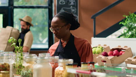 Happy-local-grocery-store-woman-vendor