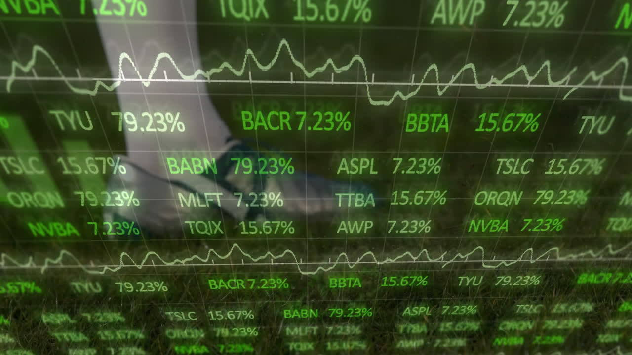 Sovrapposizione di informazioni finanziarie e grafici, dati di borsa su sfondo verde