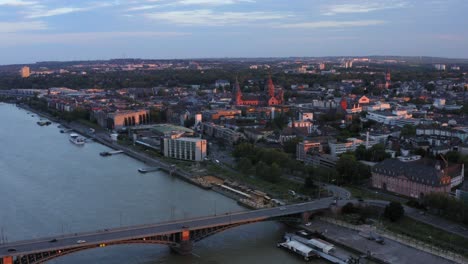 Theodorheussbrücke-Mainz-Antenne-Rote-Kuppel-2019