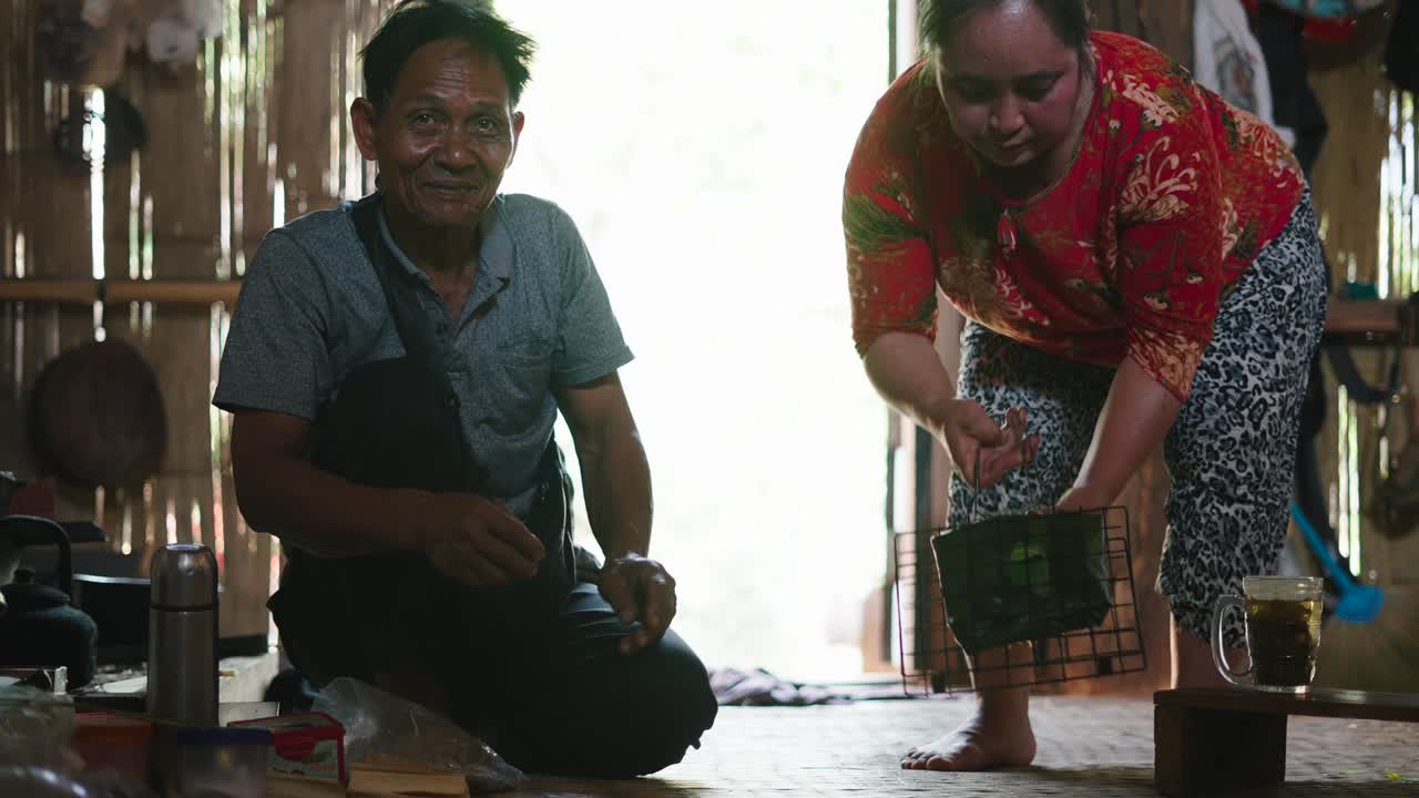 People cooking food at home